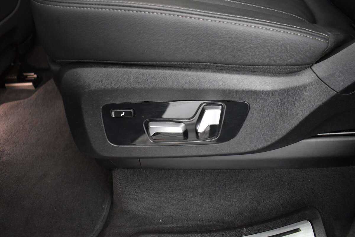 BMW X7 2019 года с пробегом. Фото: #12