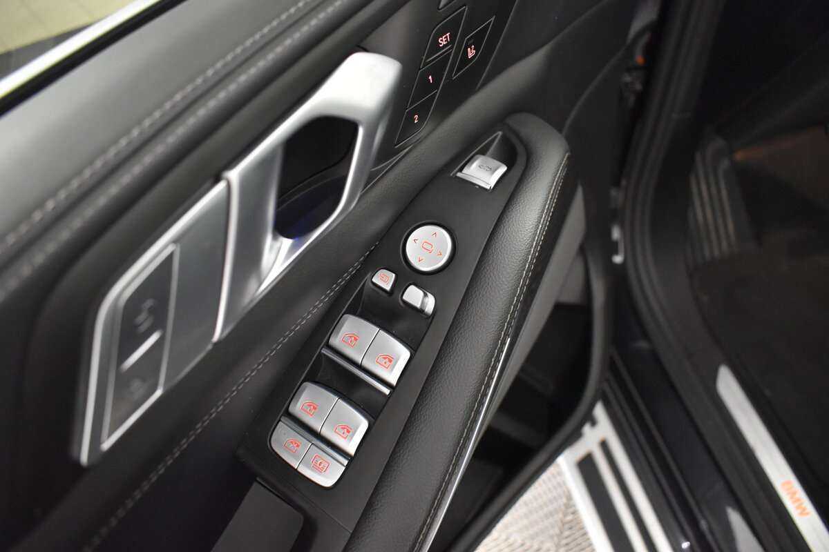 BMW X7 2019 года с пробегом. Фото: #16