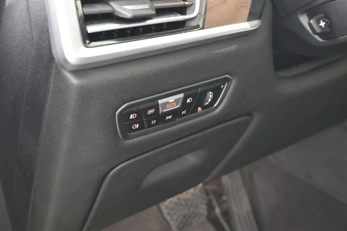 BMW X7 2019 года с пробегом. Фото: #19