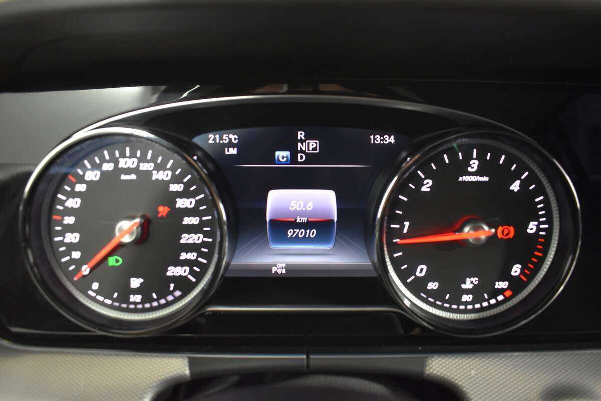 Mercedes-Benz E-Класс 2018 года с пробегом. Фото: #15