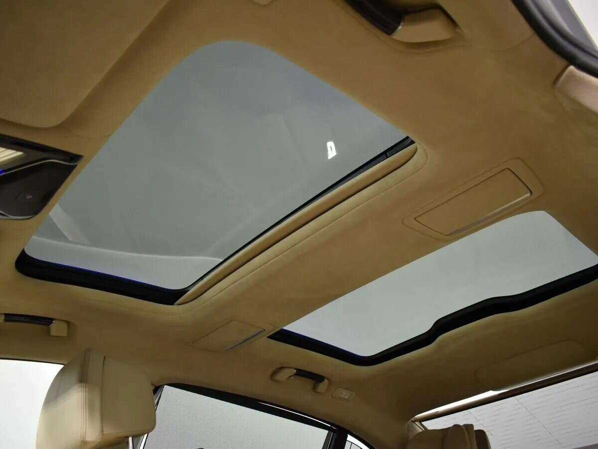 BMW 7 серии 2017 года с пробегом. Фото: #6