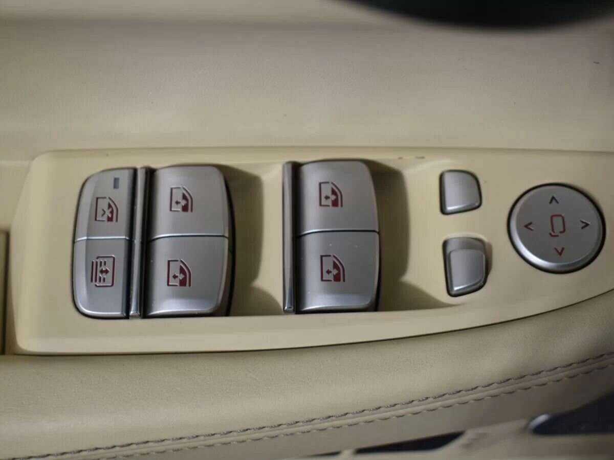 BMW 7 серии 2017 года с пробегом. Фото: #24