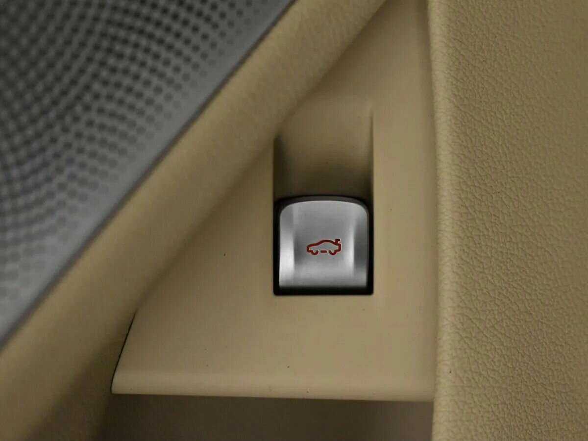 BMW 7 серии 2017 года с пробегом. Фото: #26