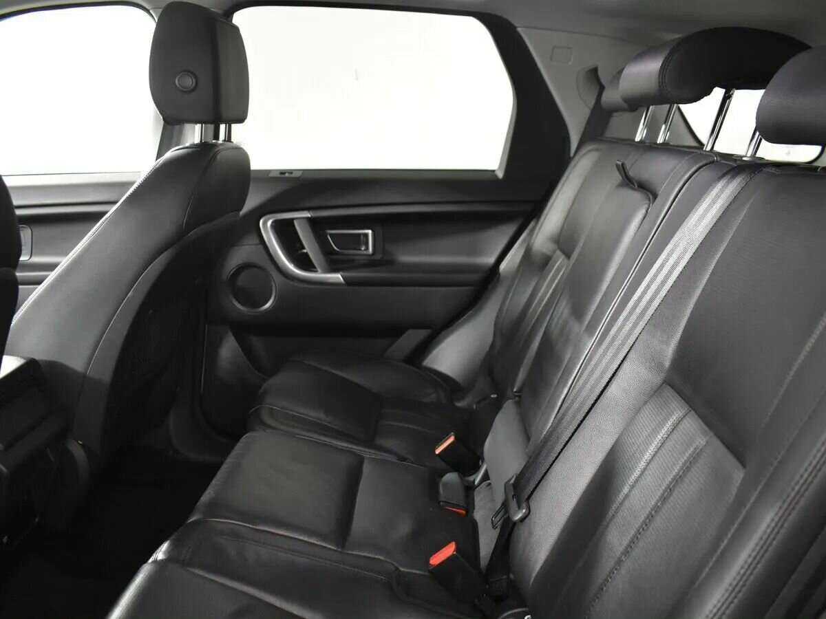 Land Rover Discovery Sport 2016 года с пробегом. Фото: #6