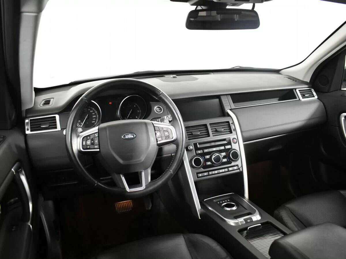 Land Rover Discovery Sport 2016 года с пробегом. Фото: #12