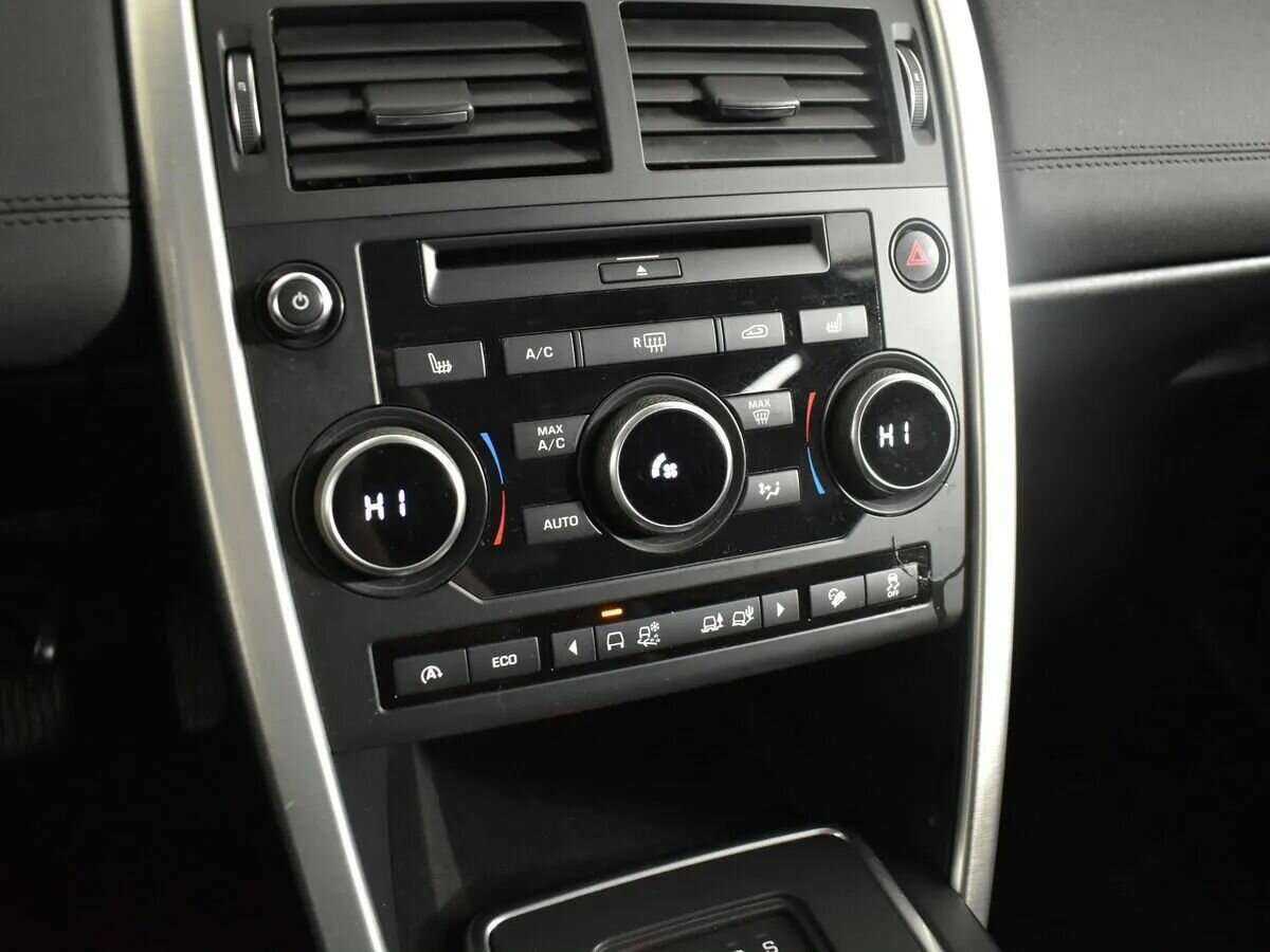 Land Rover Discovery Sport 2016 года с пробегом. Фото: #16