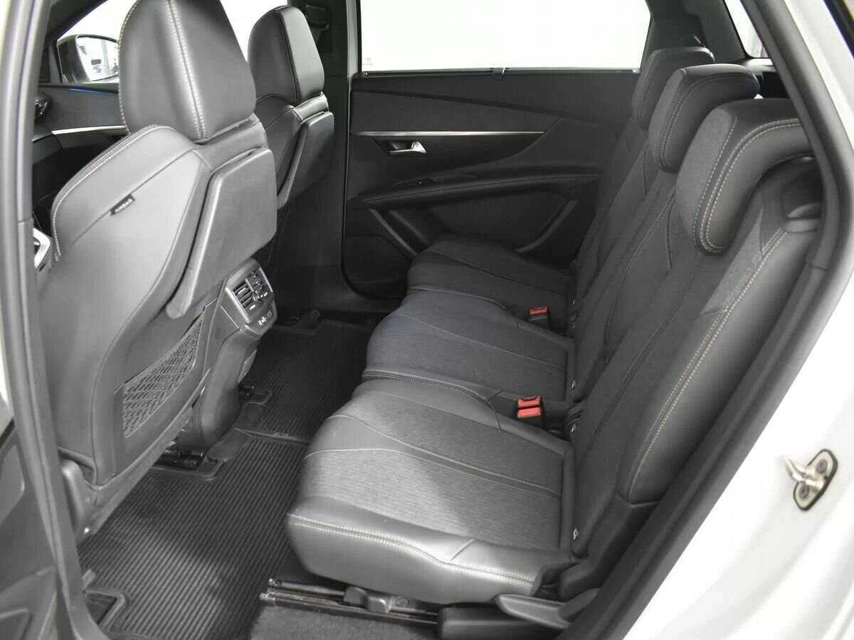 Peugeot 5008 2020 года с пробегом. Фото: #14