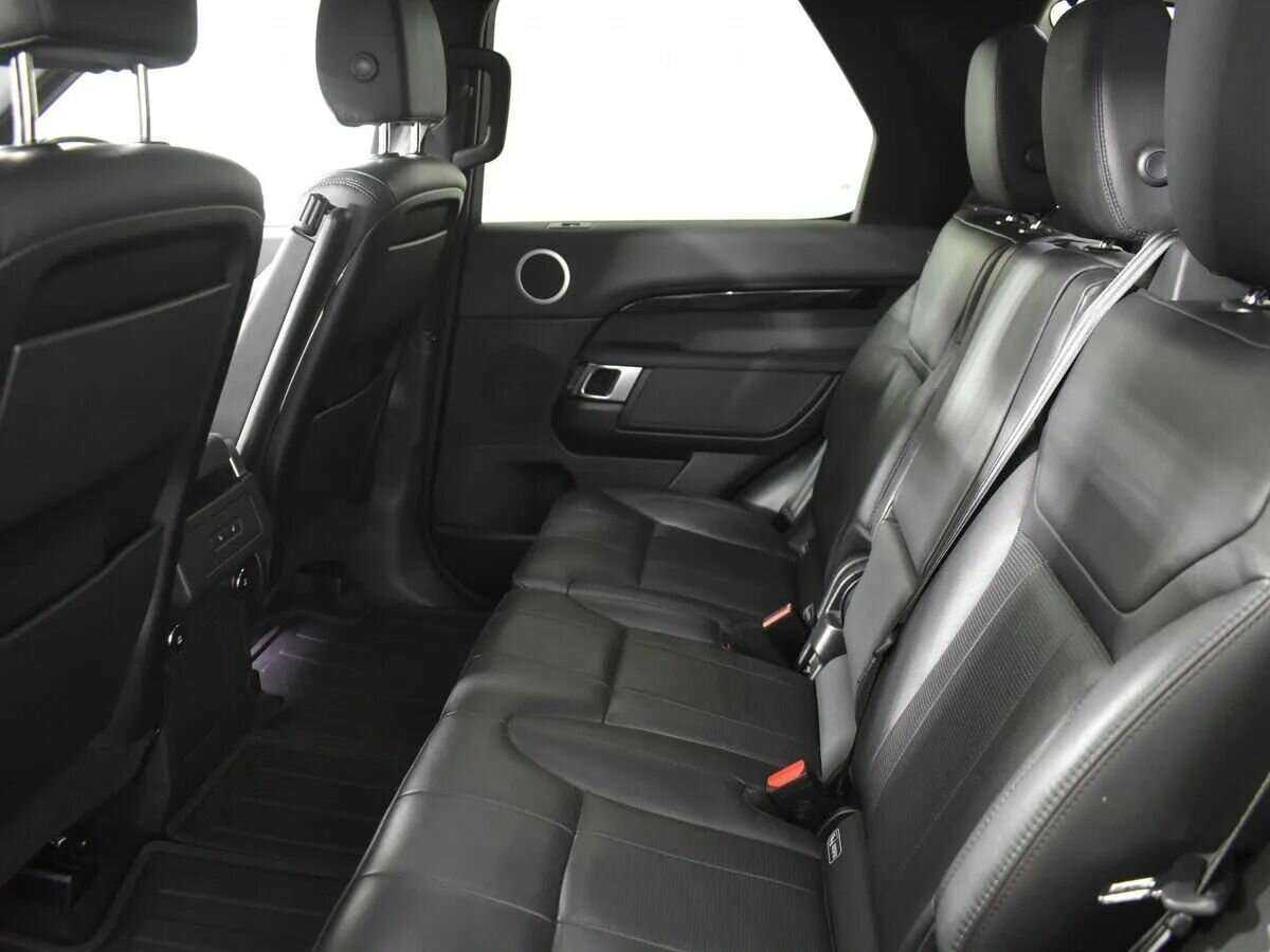 Land Rover Discovery 2018 года с пробегом. Фото: #7