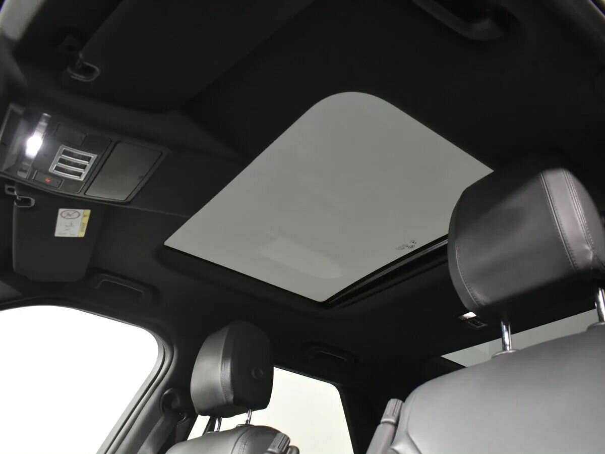 Land Rover Discovery 2018 года с пробегом. Фото: #11