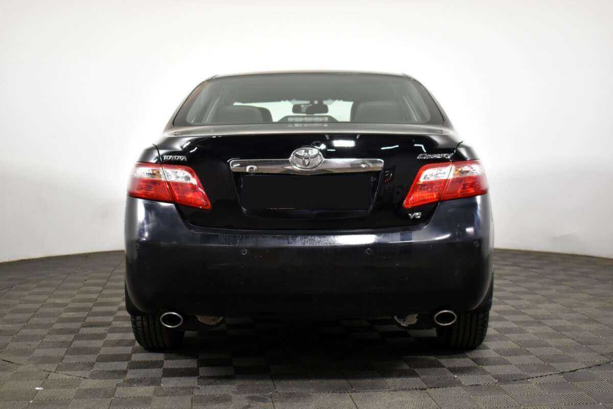 Toyota Camry 2010 года с пробегом. Фото: #4