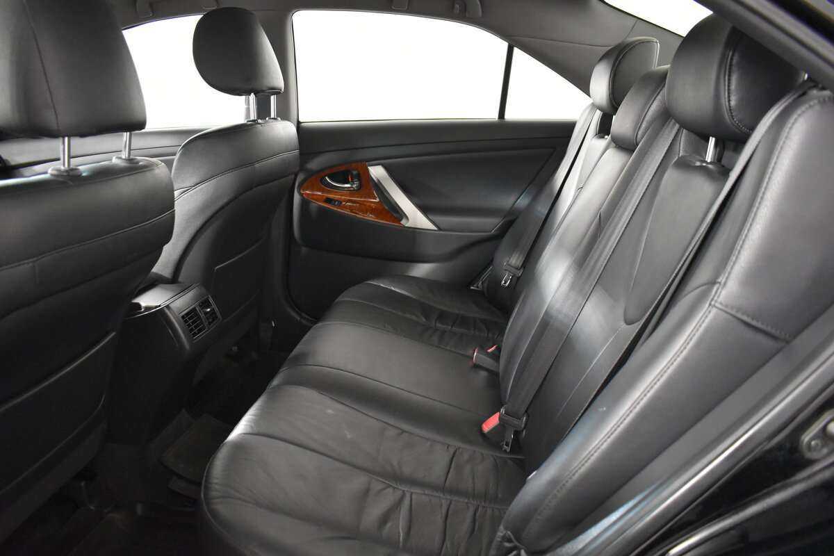 Toyota Camry 2010 года с пробегом. Фото: #6