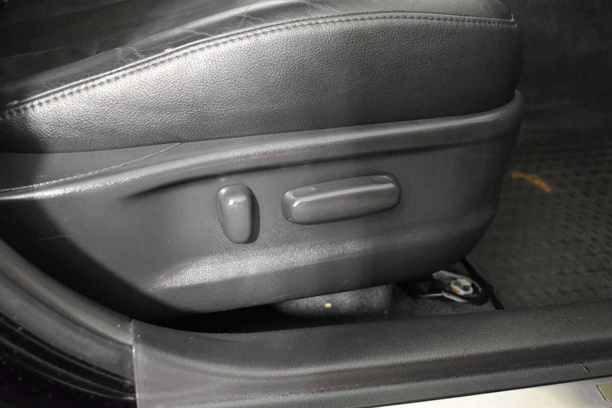 Toyota Camry 2010 года с пробегом. Фото: #8