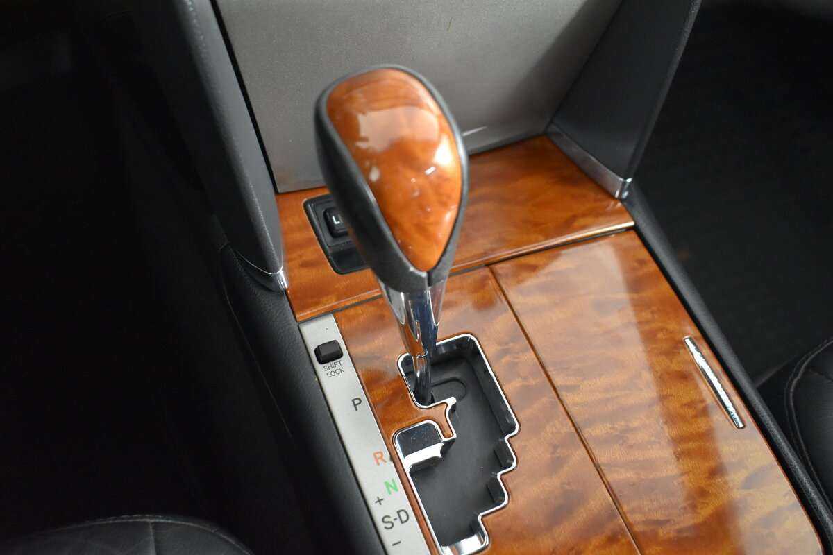 Toyota Camry 2010 года с пробегом. Фото: #14