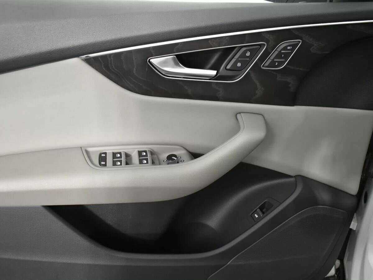 Audi Q8 2018 года с пробегом. Фото: #21