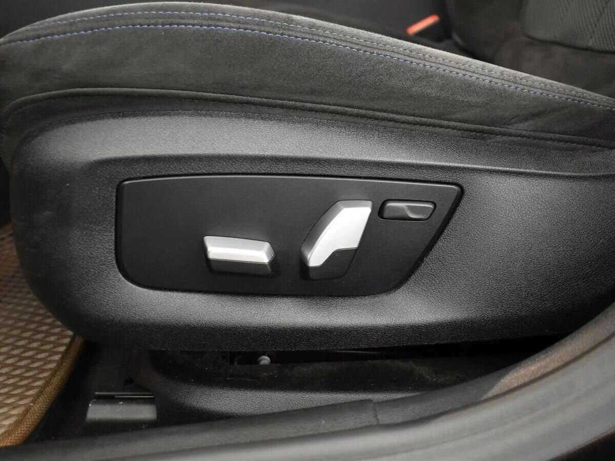 BMW 5 серии 2020 года с пробегом. Фото: #11