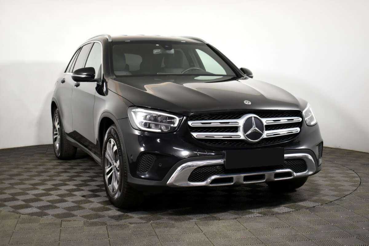 Mercedes-Benz GLC 2021 года с пробегом. Фото: #2