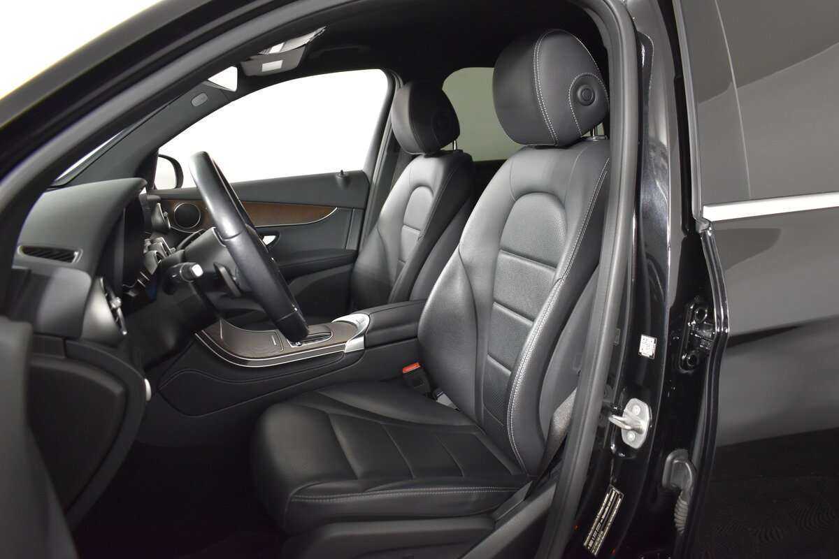 Mercedes-Benz GLC 2021 года с пробегом. Фото: #7