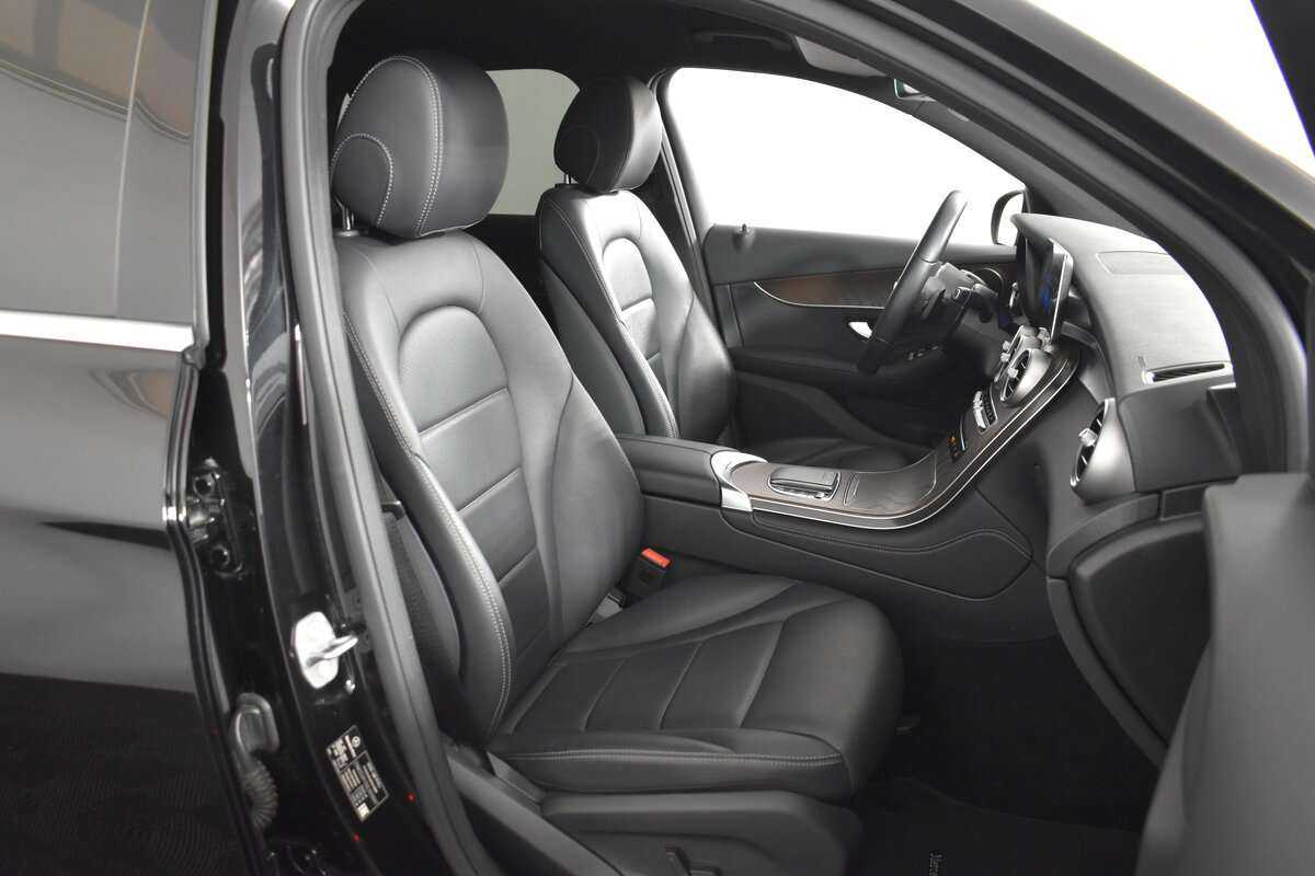 Mercedes-Benz GLC 2021 года с пробегом. Фото: #8