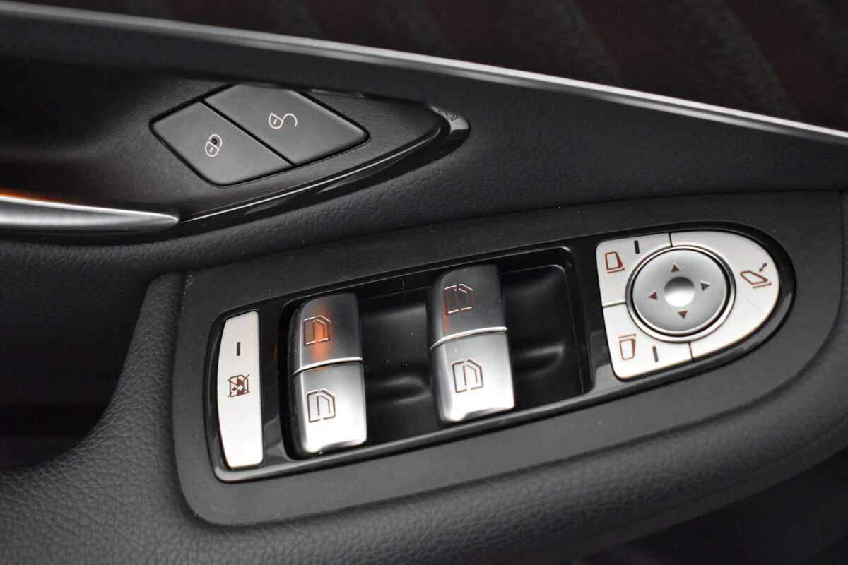 Mercedes-Benz GLC 2021 года с пробегом. Фото: #21