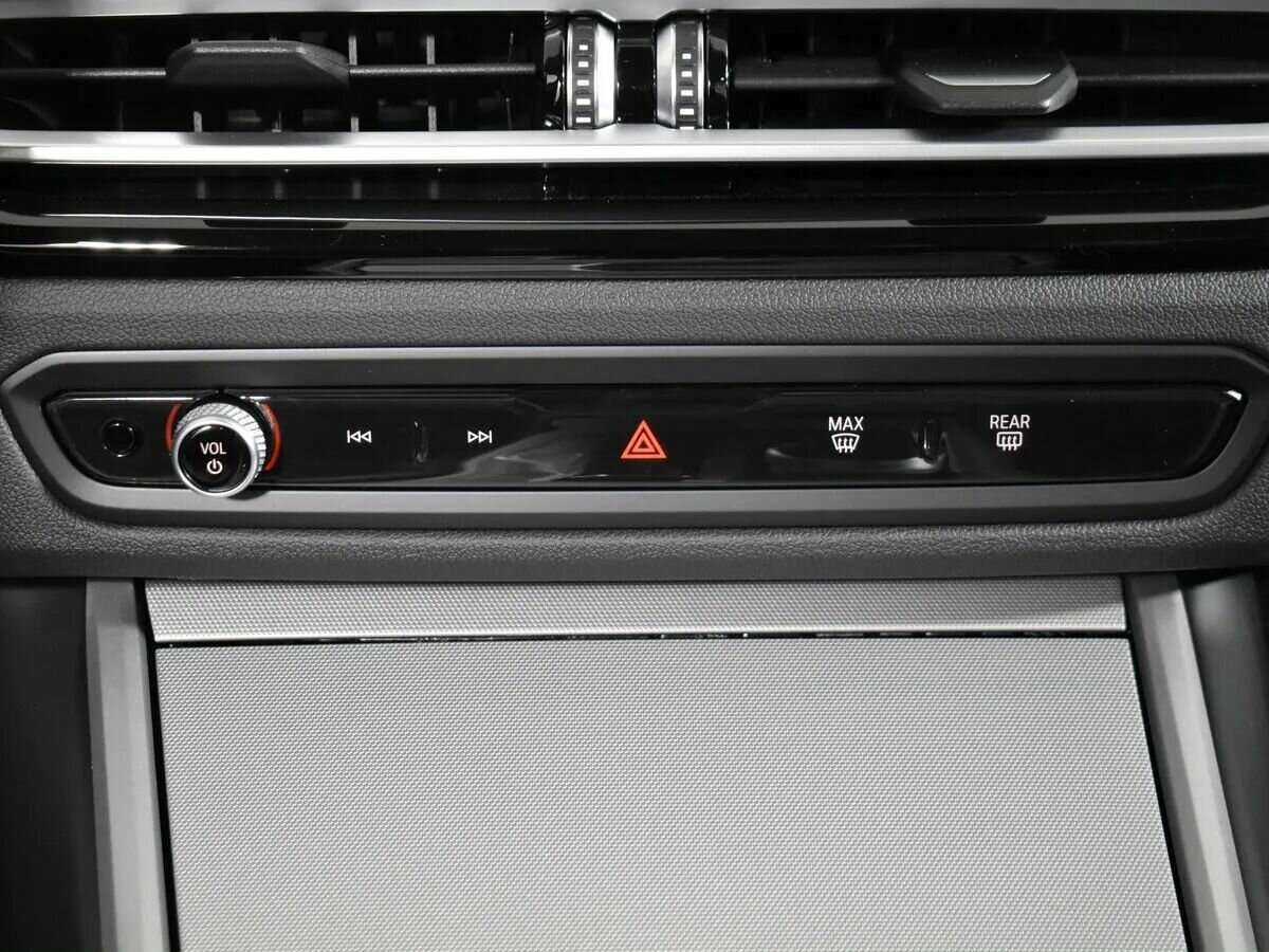 BMW 3 серии 2023 года с пробегом. Фото: #21