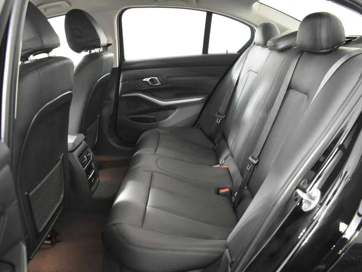 BMW 3 серии 2023 года с пробегом. Фото: #26