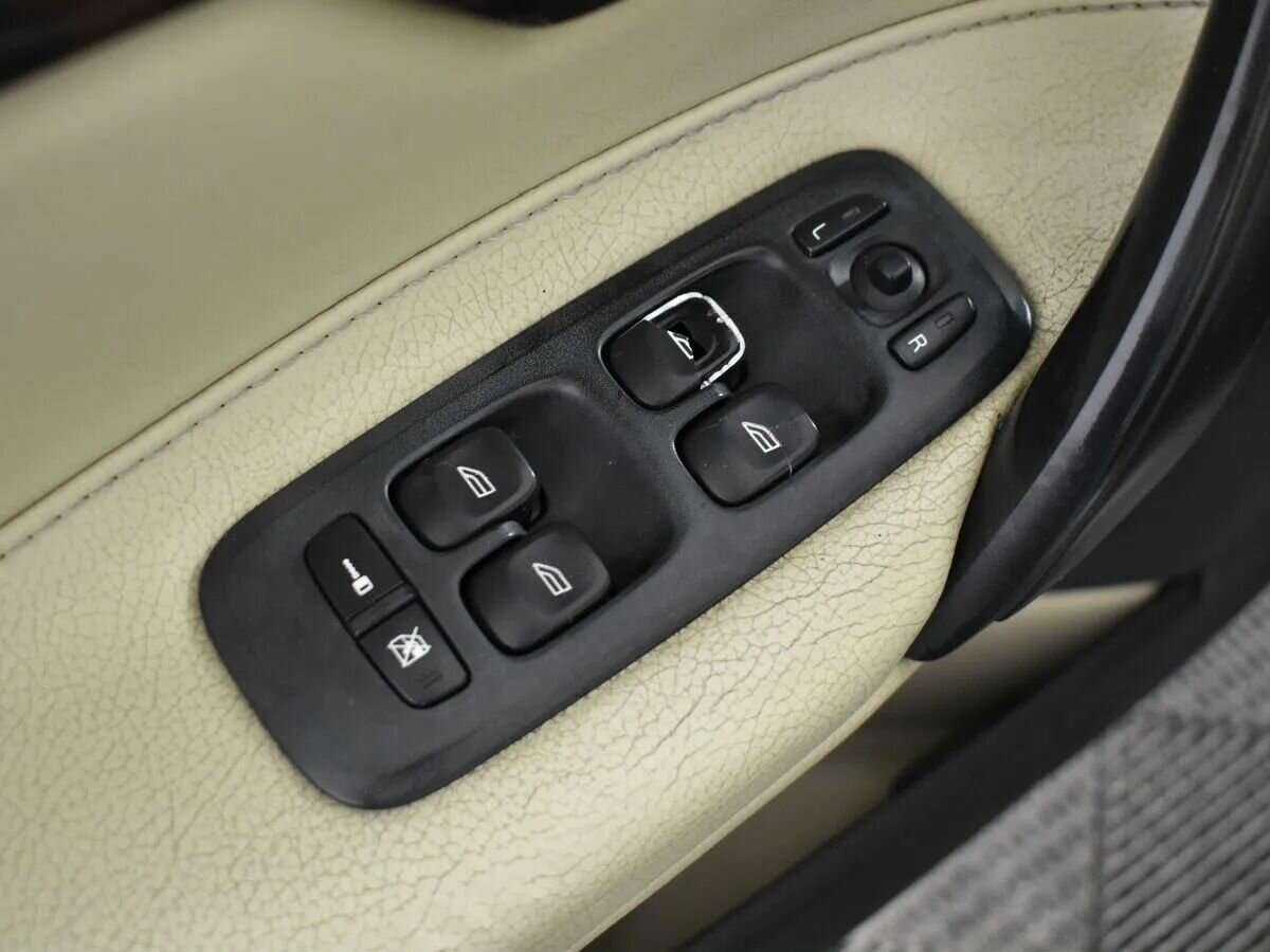 Volvo S60 2005 года с пробегом. Фото: #5