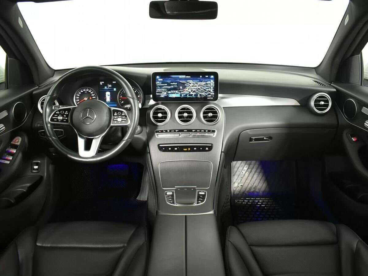 Mercedes-Benz GLC 2020 года с пробегом. Фото: #7