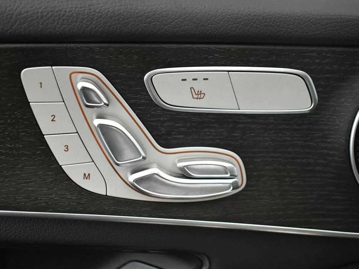 Mercedes-Benz GLC 2020 года с пробегом. Фото: #20