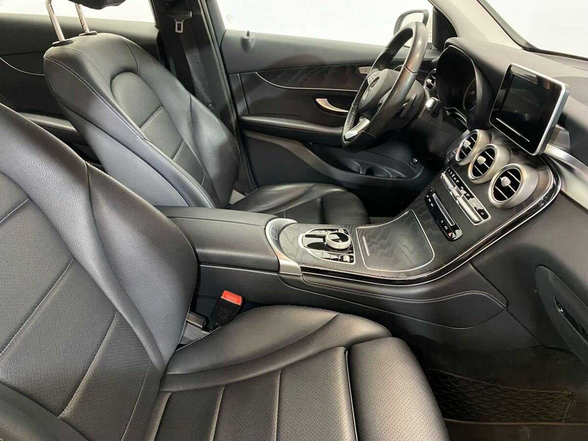 Mercedes-Benz GLC 2018 года с пробегом. Фото: #9