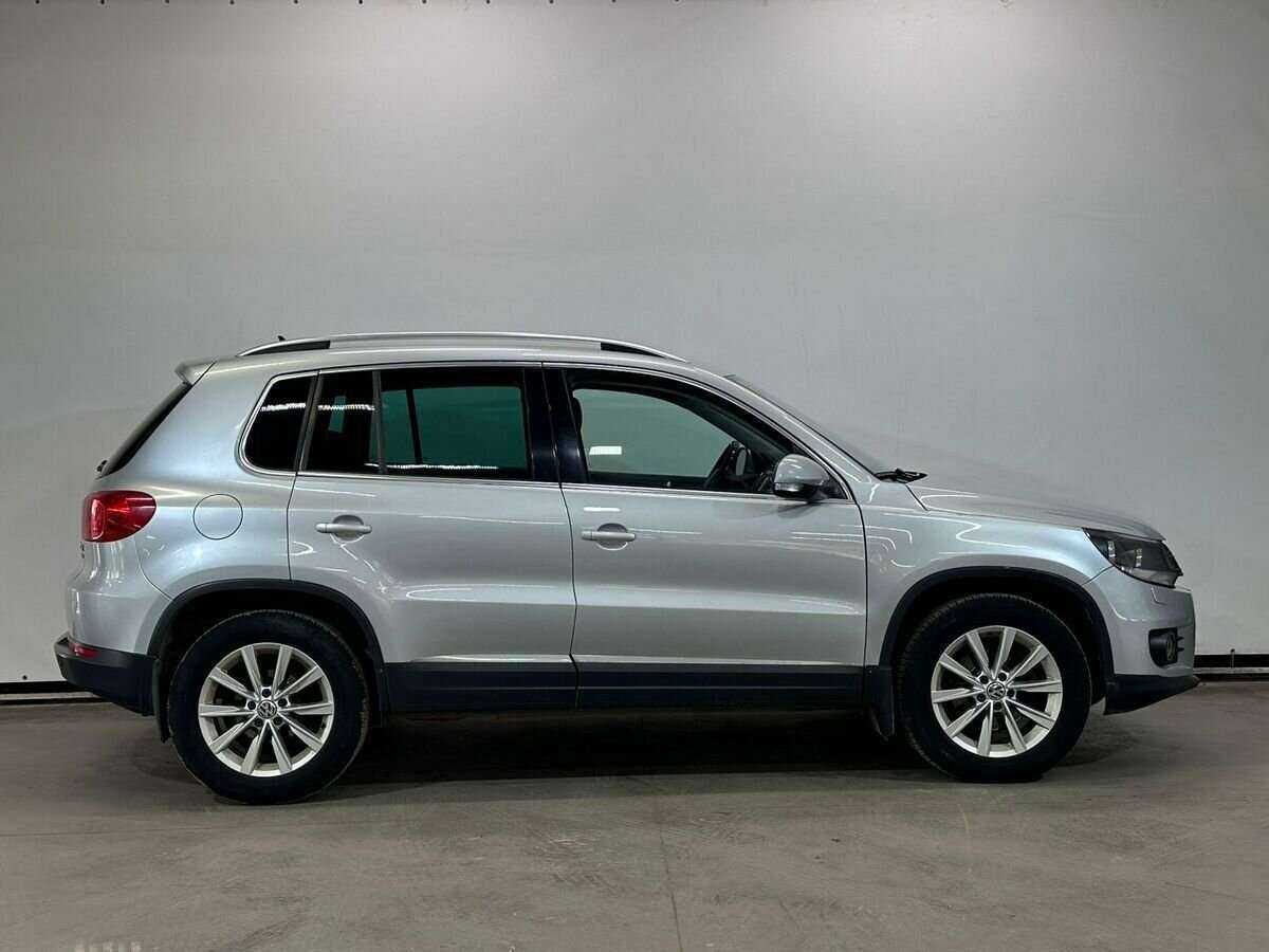 Volkswagen Tiguan 2011 года с пробегом. Фото: #3