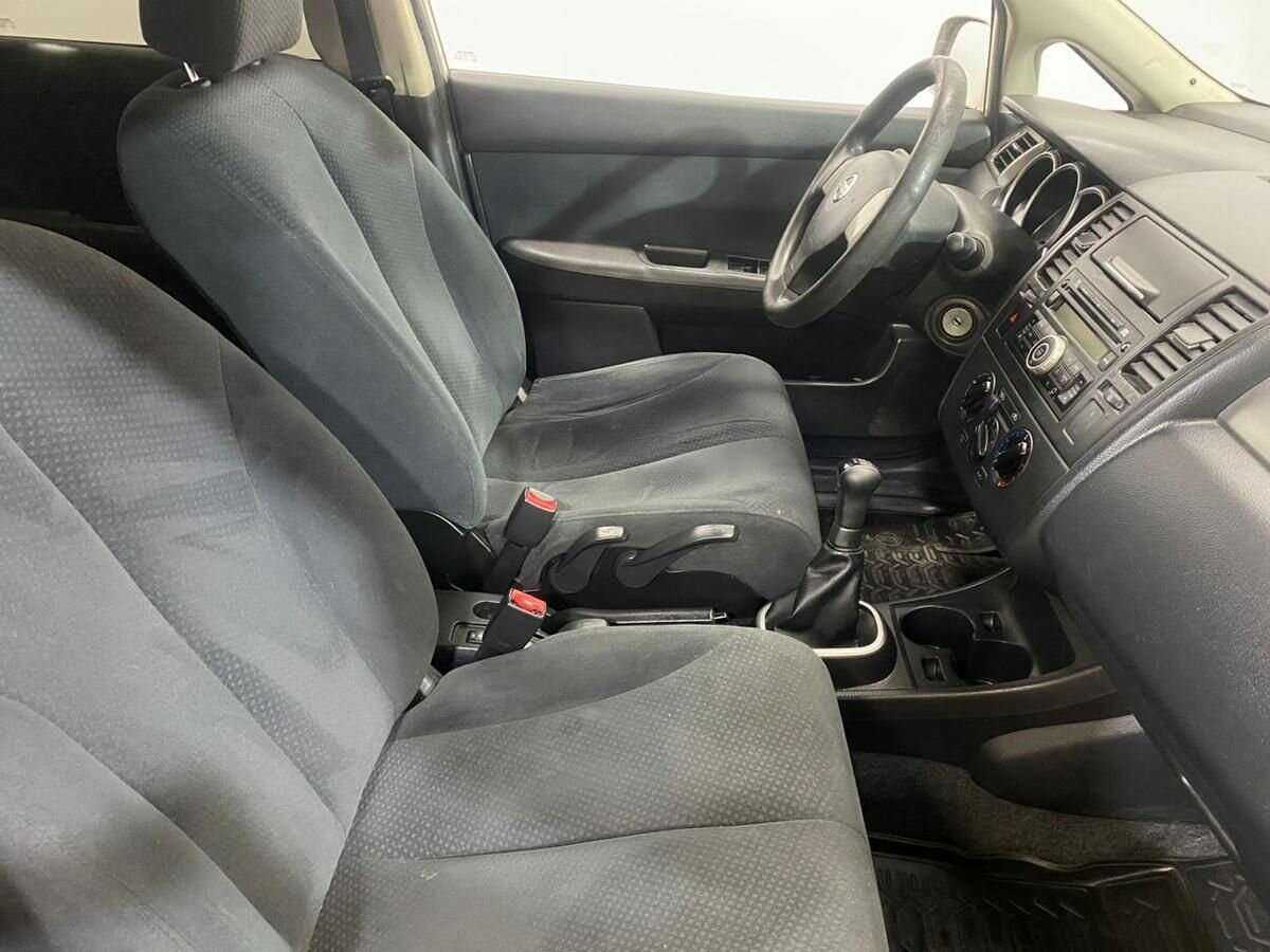 Б/У Ниссан Тиида 2013 года. Фото: #9