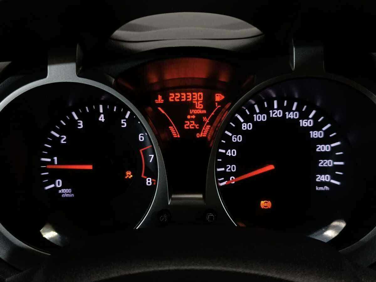 Nissan Juke 2011 года с пробегом. Фото: #12