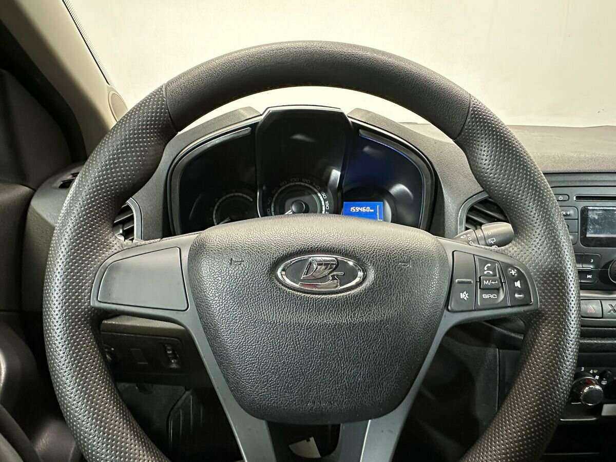 Б/У Лада (ВАЗ) ИКСРЭЙ 2017 года. Фото: #11