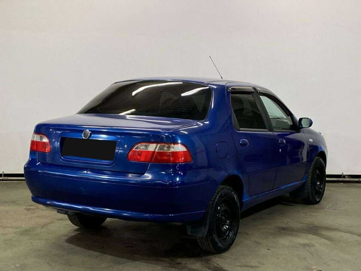 Fiat Albea 2010 года с пробегом. Фото: #4