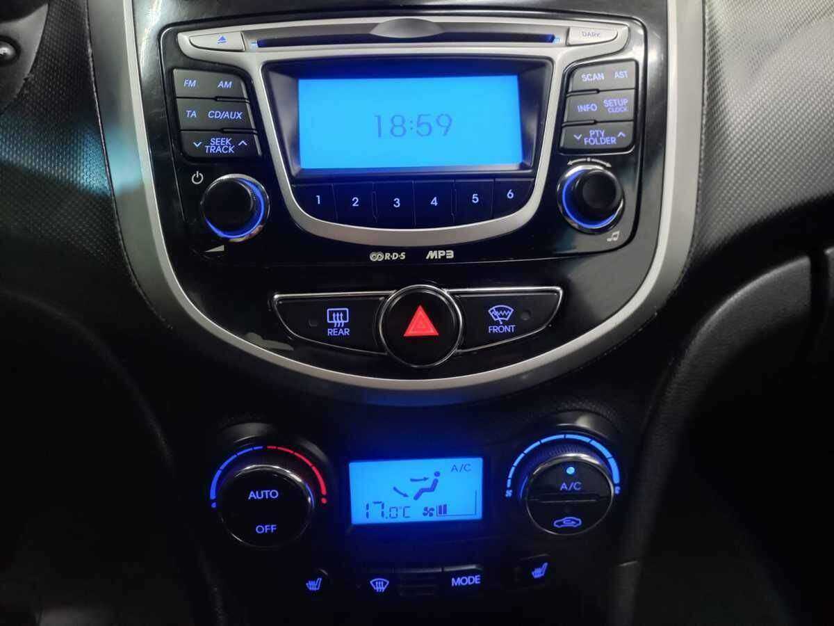 Hyundai Solaris 2011 года с пробегом. Фото: #12