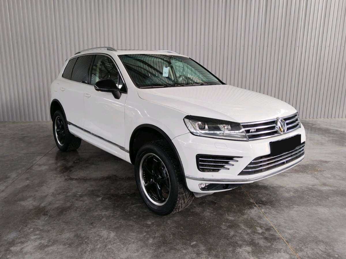 Volkswagen Touareg 2018 года с пробегом. Фото: #2