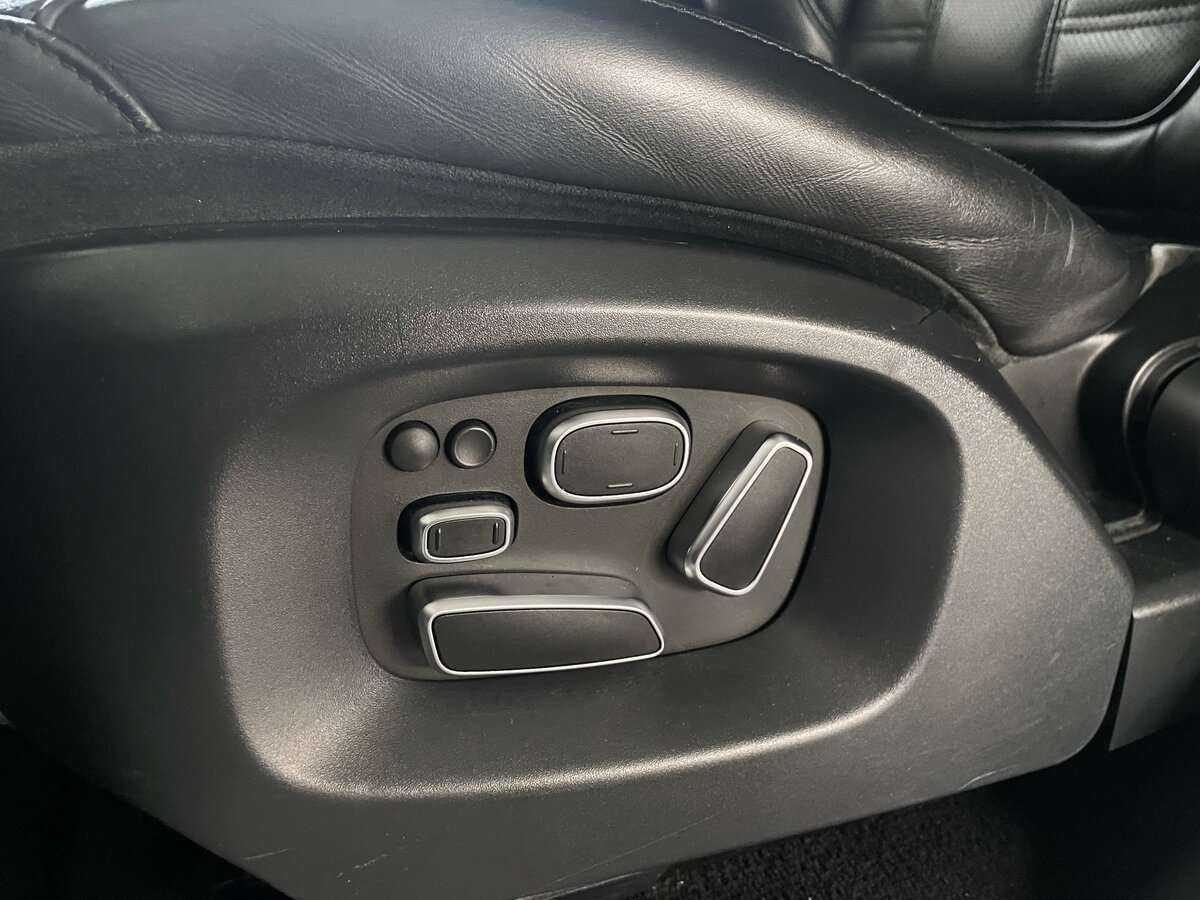 Land Rover Range Rover Sport 2013 года с пробегом. Фото: #17