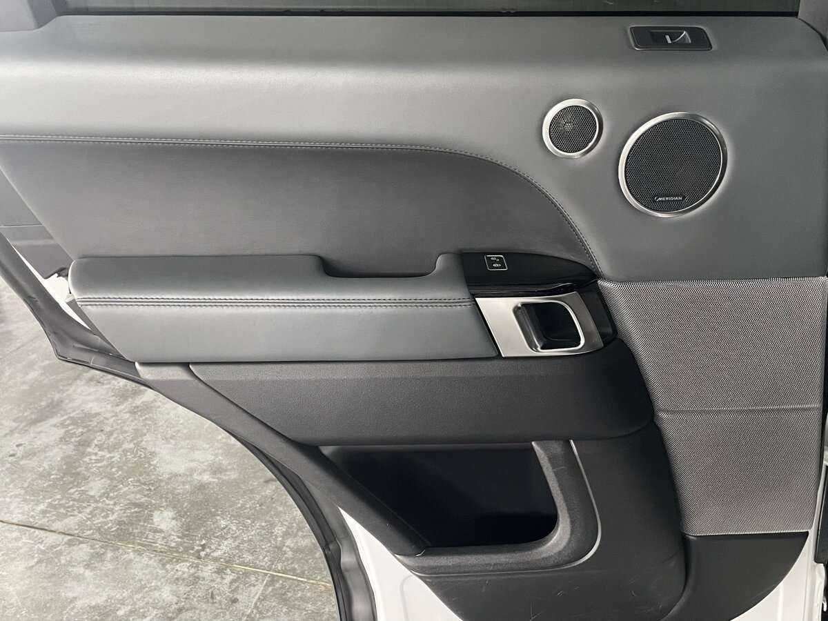 Land Rover Range Rover Sport 2013 года с пробегом. Фото: #28