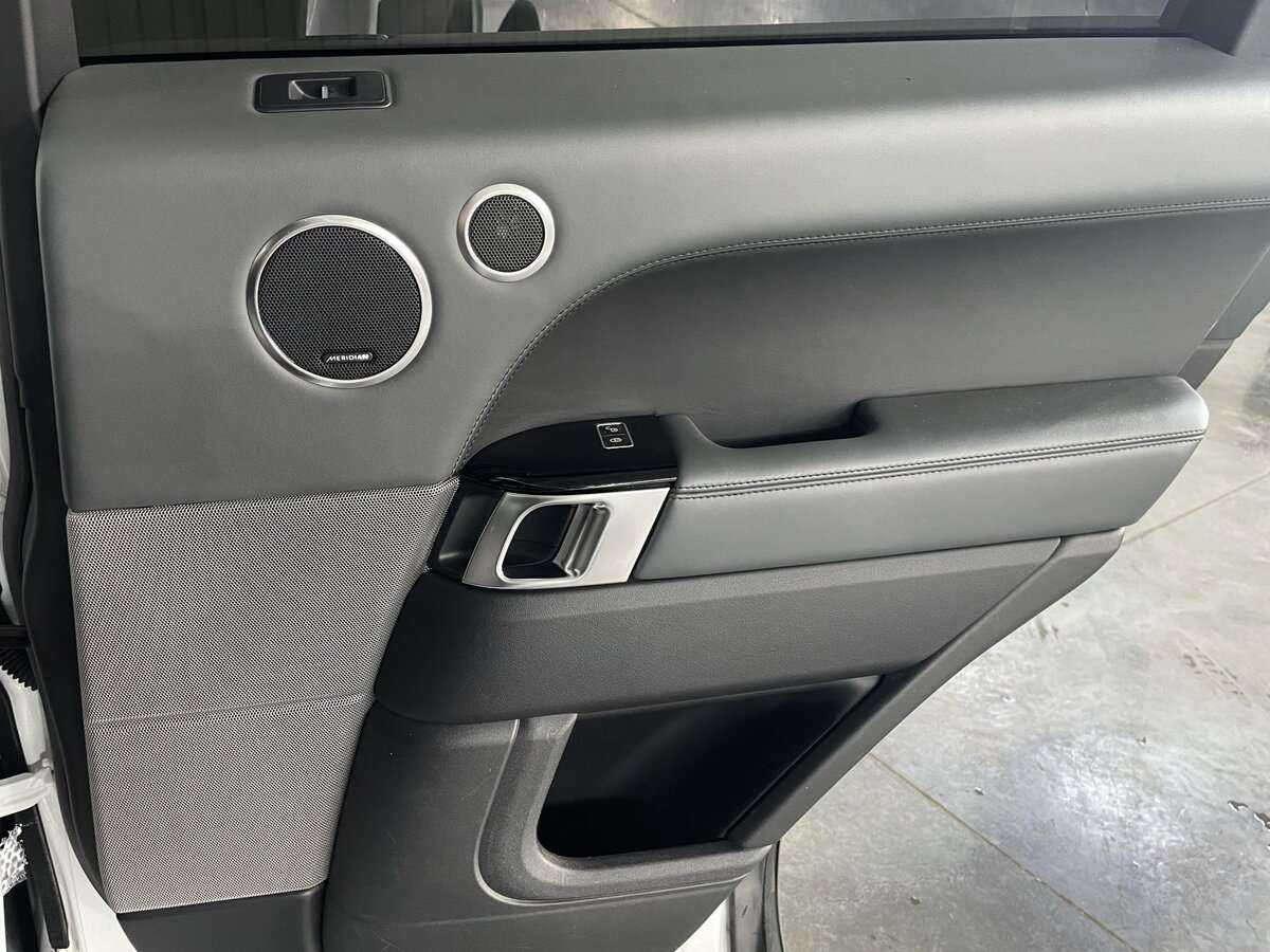 Land Rover Range Rover Sport 2013 года с пробегом. Фото: #30