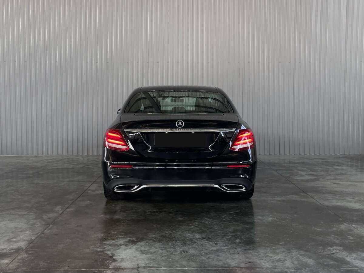 Mercedes-Benz E-Класс 2018 года с пробегом. Фото: #5