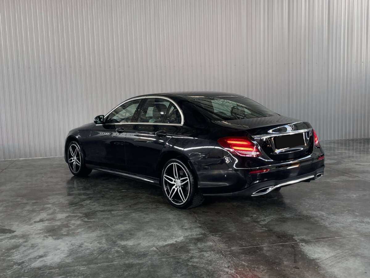 Mercedes-Benz E-Класс 2018 года с пробегом. Фото: #6