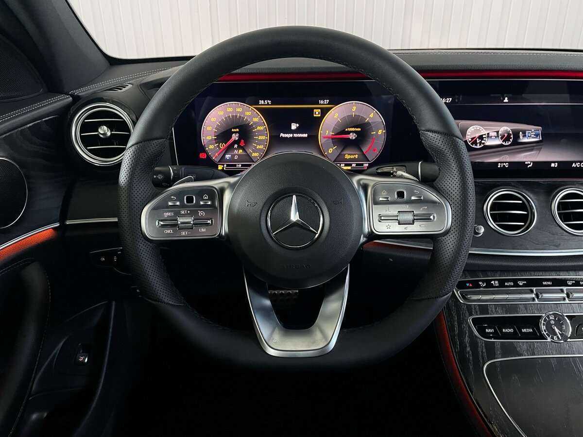Mercedes-Benz E-Класс 2018 года с пробегом. Фото: #9