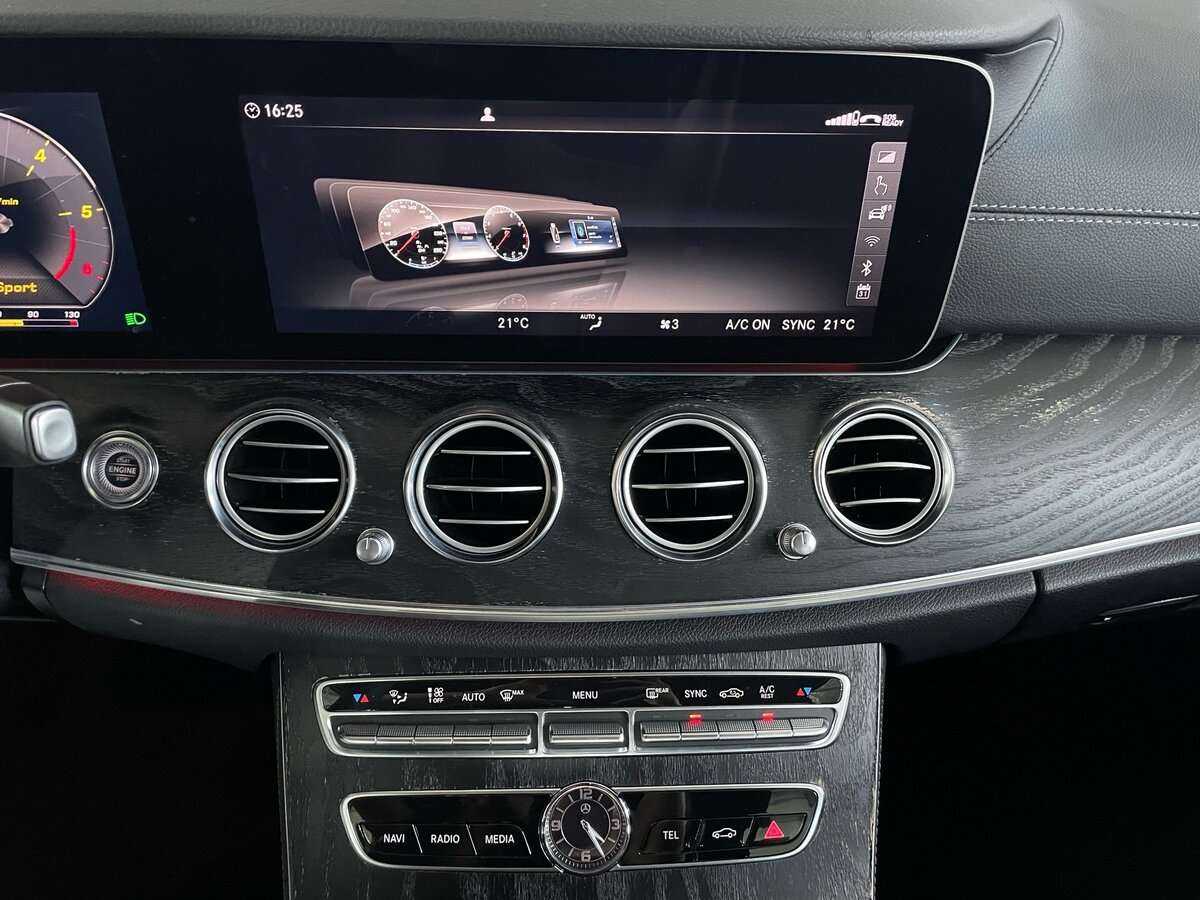 Mercedes-Benz E-Класс 2018 года с пробегом. Фото: #13