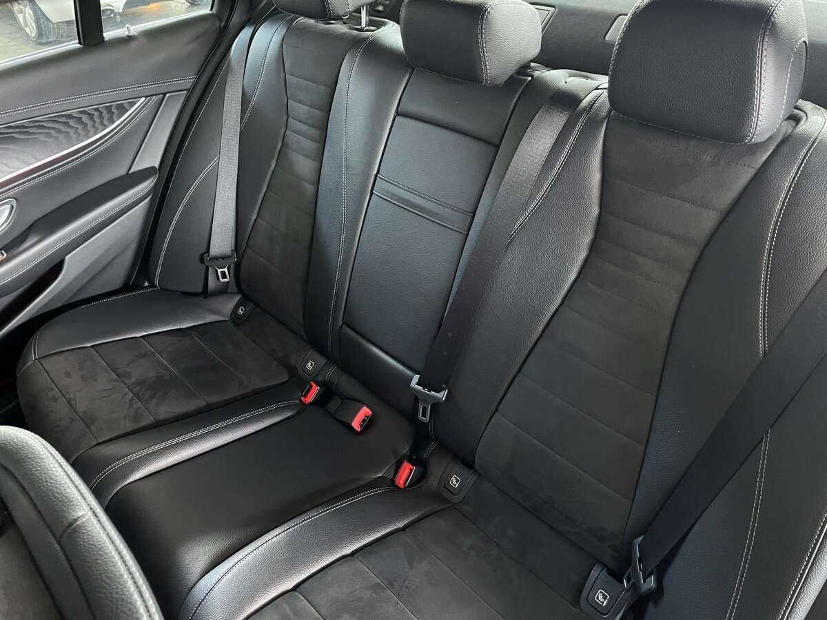 Mercedes-Benz E-Класс 2018 года с пробегом. Фото: #18