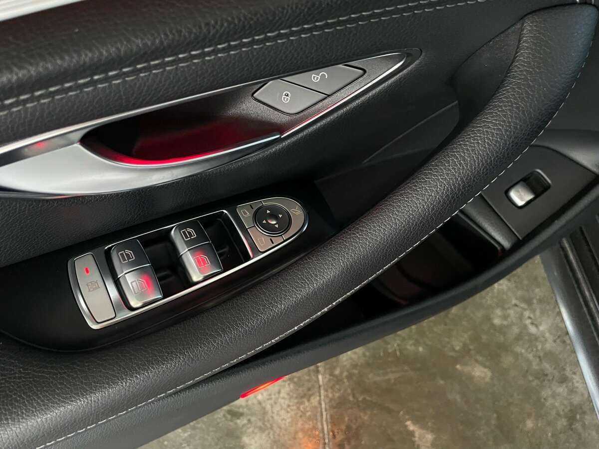 Mercedes-Benz E-Класс 2018 года с пробегом. Фото: #22