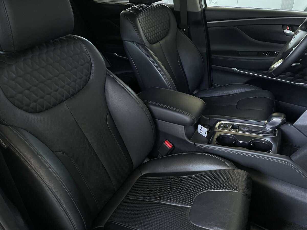 Hyundai Santa Fe 2020 года с пробегом. Фото: #17