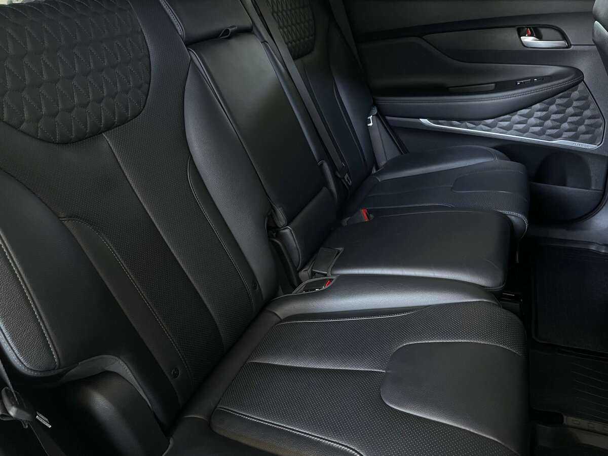 Hyundai Santa Fe 2020 года с пробегом. Фото: #18