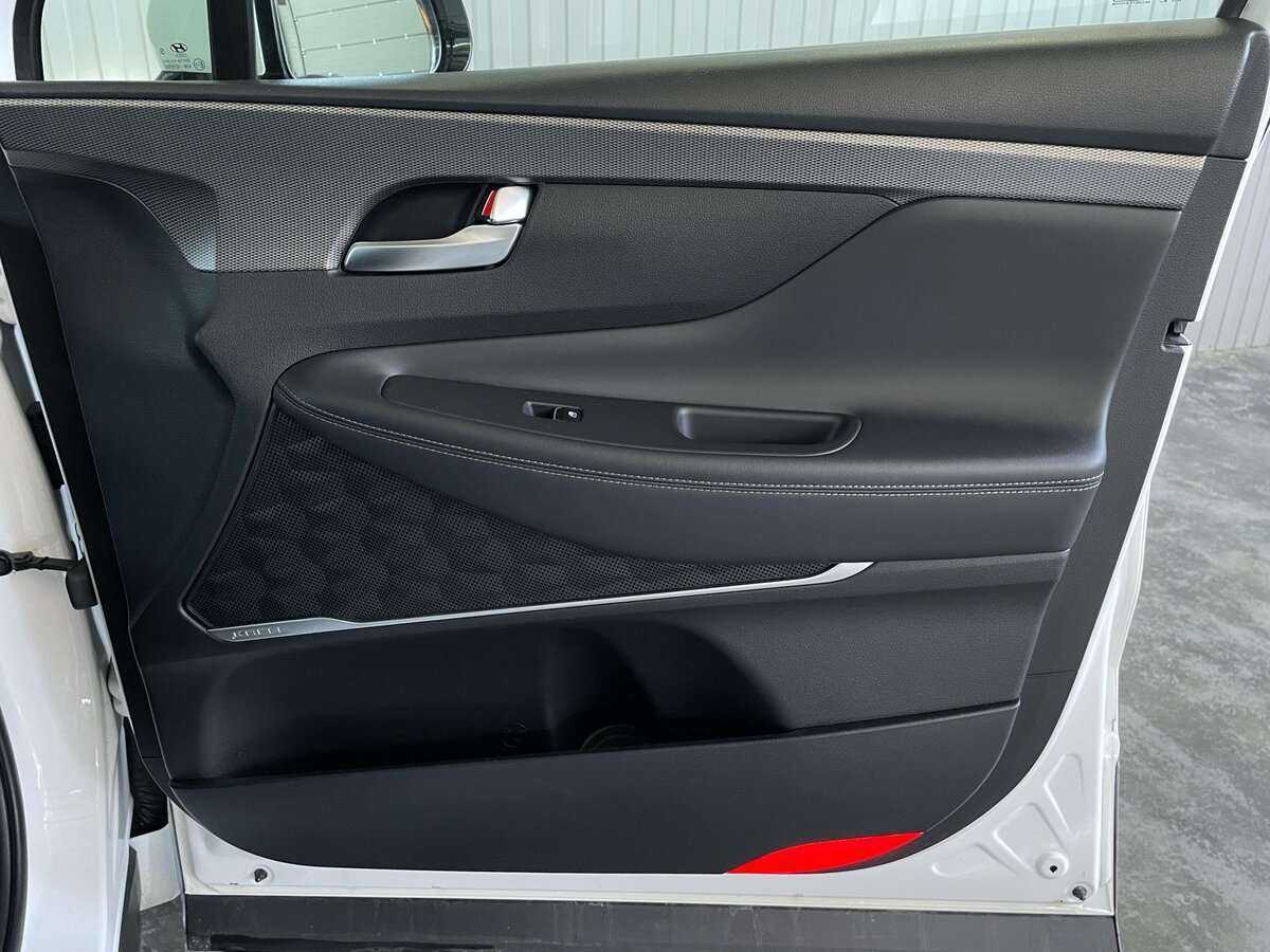 Hyundai Santa Fe 2020 года с пробегом. Фото: #24