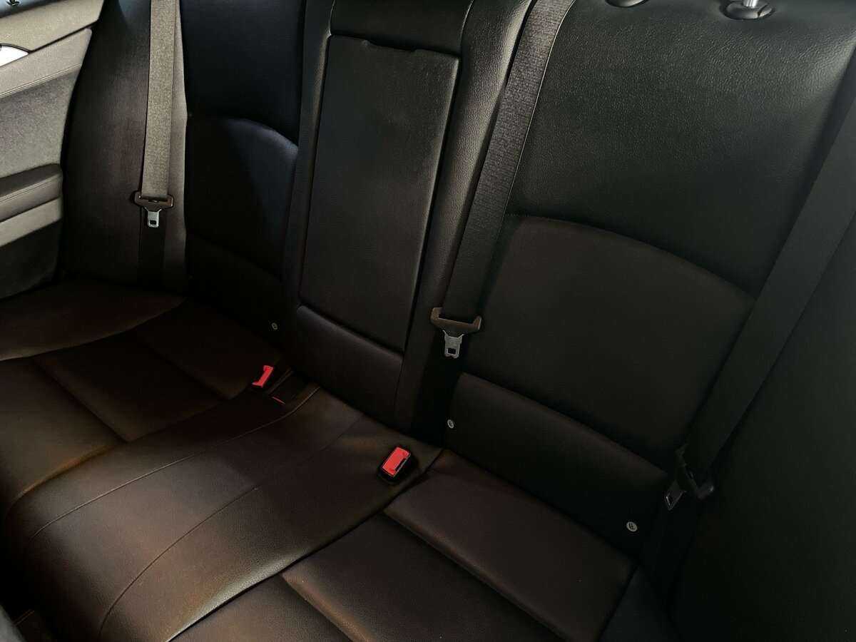 BMW 5 серии 2012 года с пробегом. Фото: #18