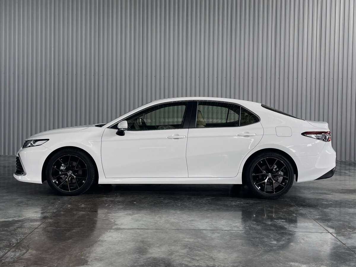 Toyota Camry 2022 года с пробегом. Фото: #7